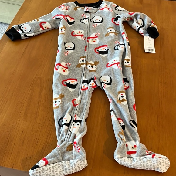 Carters 18 months one piece - Picture 1 of 5